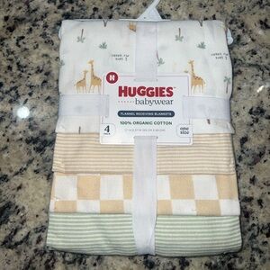 NWT Huggies Babywear Flannel Receiving Blankets Organic 4 pack